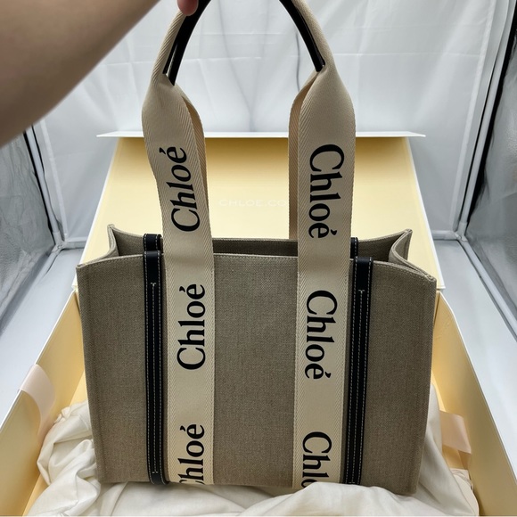 Chloe Woody medium tote - Picture 8 of 12